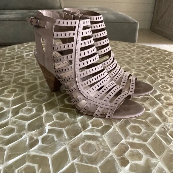 Vince Camuto Evalina Cone-Heel Dress Sandals in ‘dusty mink’ - Picture 8 of 10